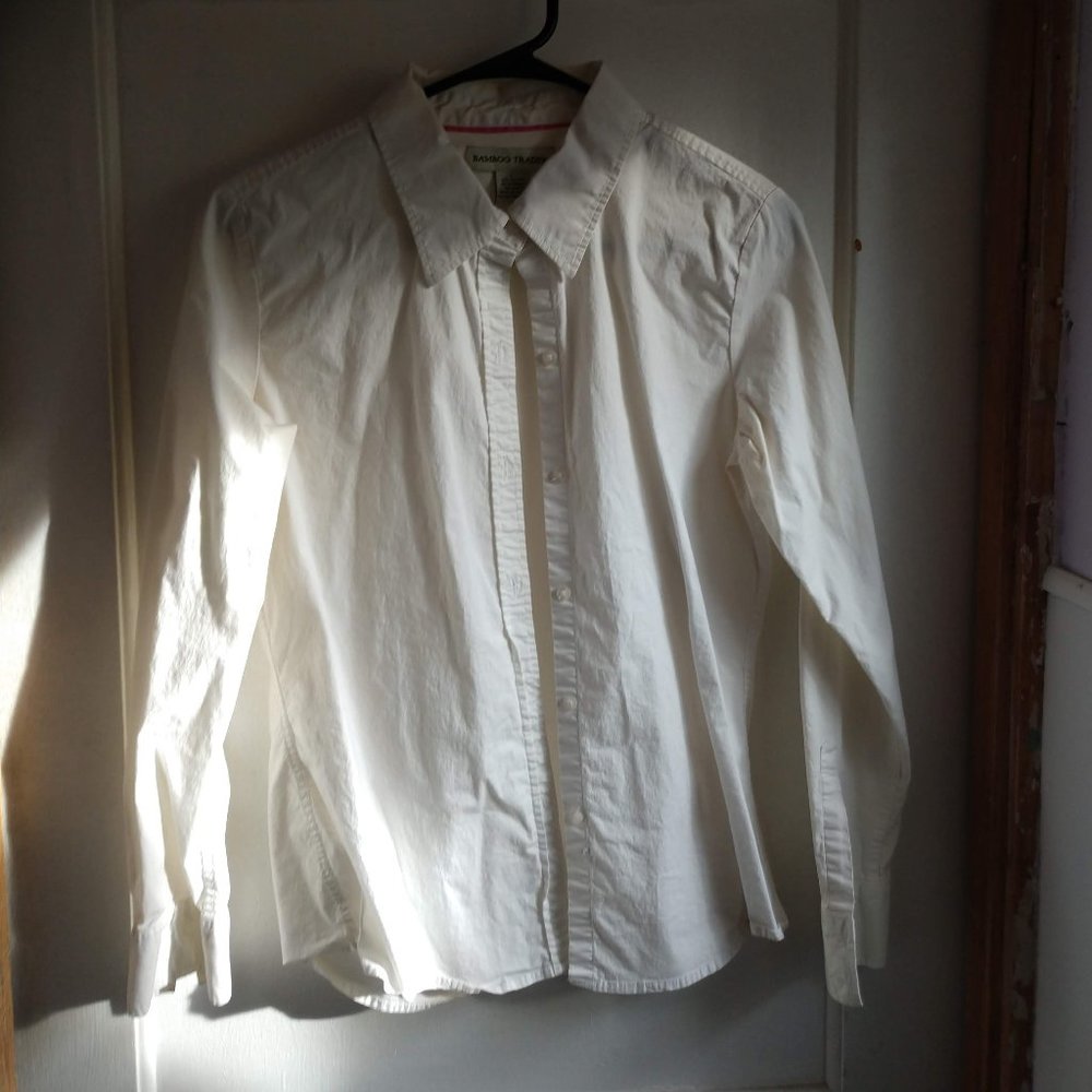 white button down blouse large